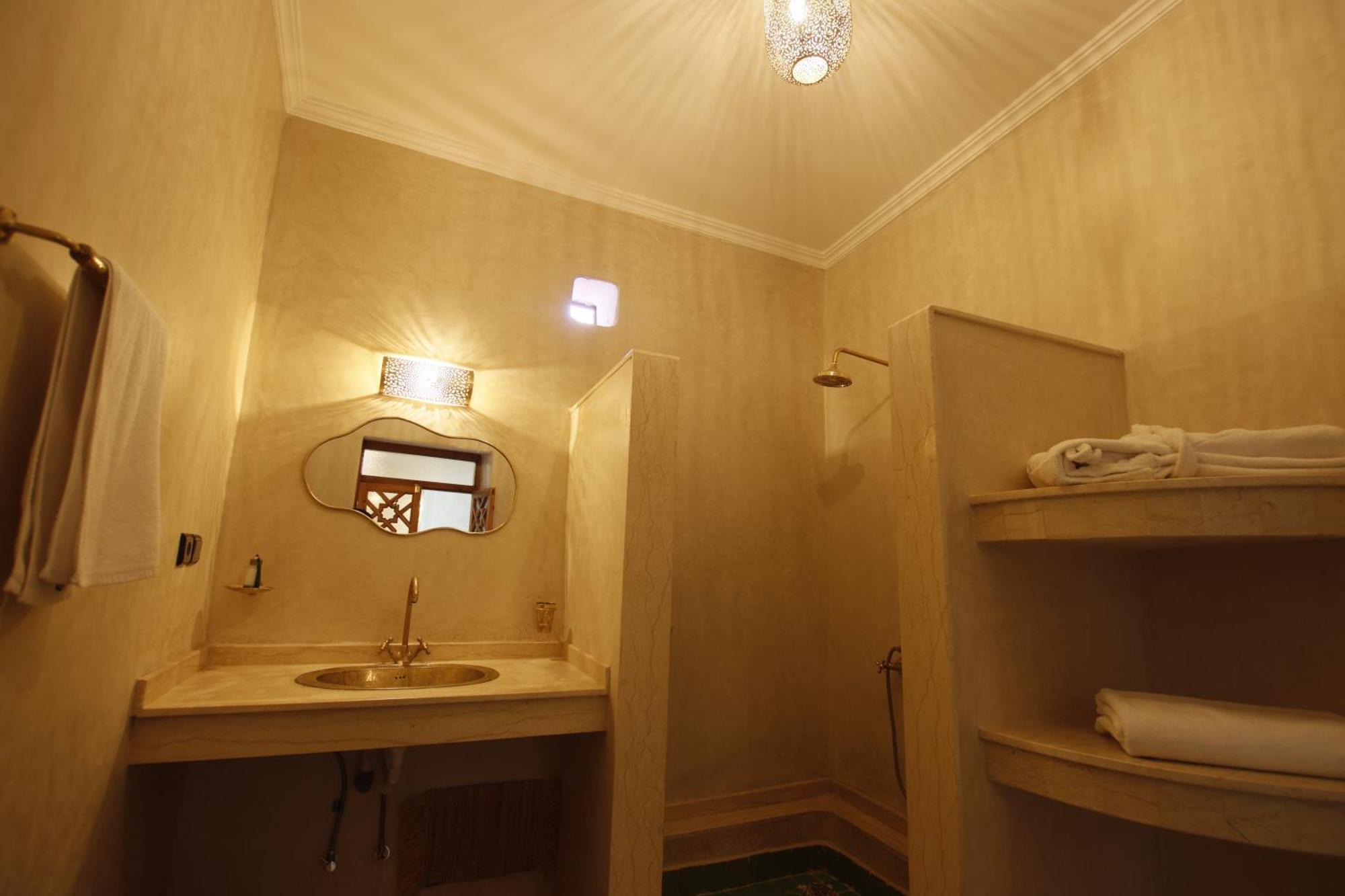 Riad Chez Henriette マラケシュ エクステリア 写真