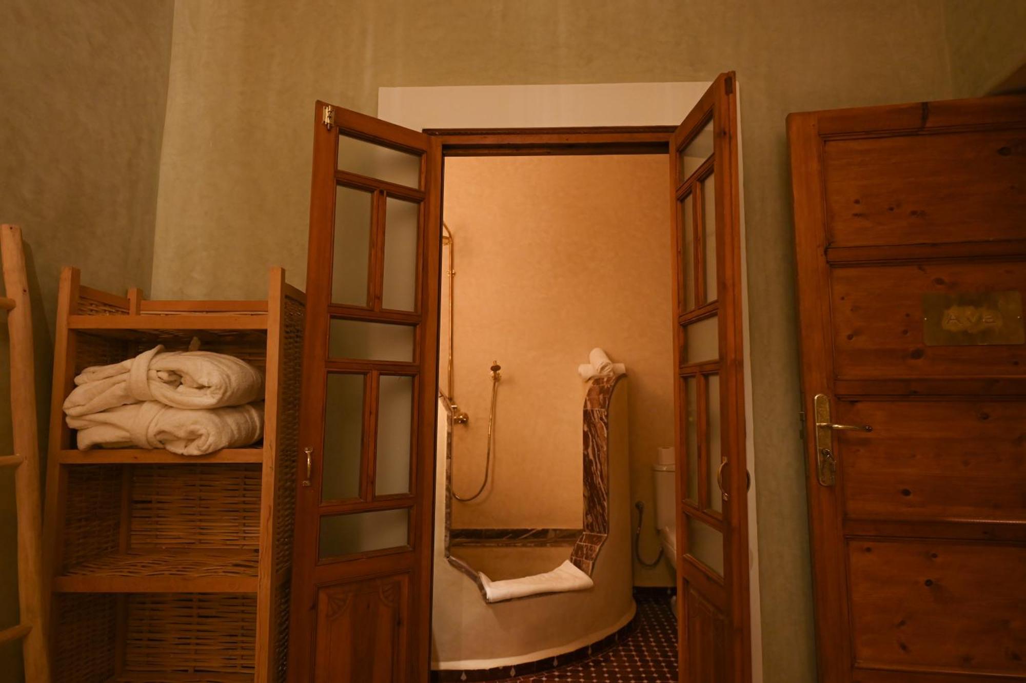 Riad Chez Henriette マラケシュ エクステリア 写真