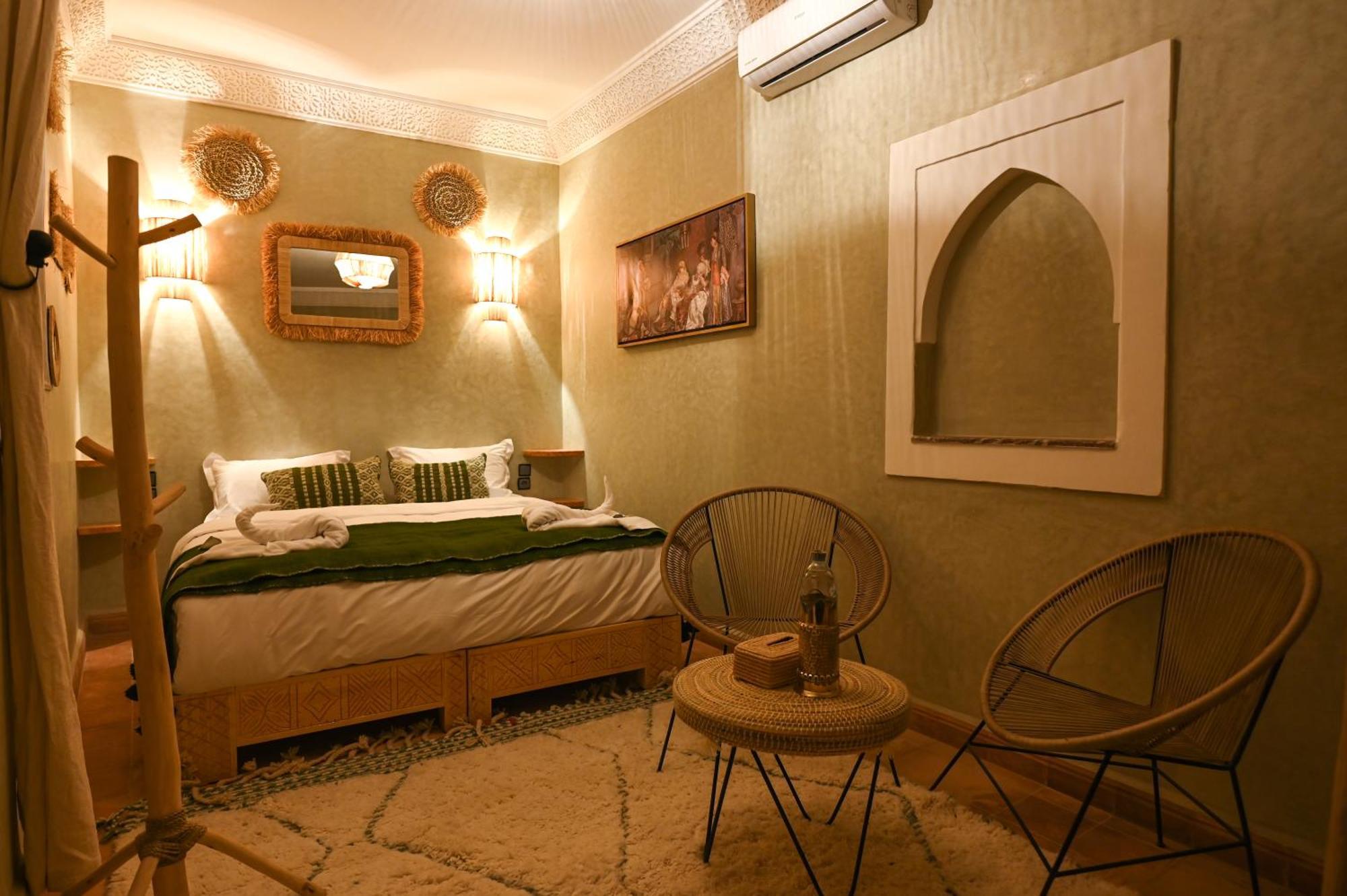 Riad Chez Henriette マラケシュ エクステリア 写真